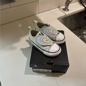 Toddler girl Converse